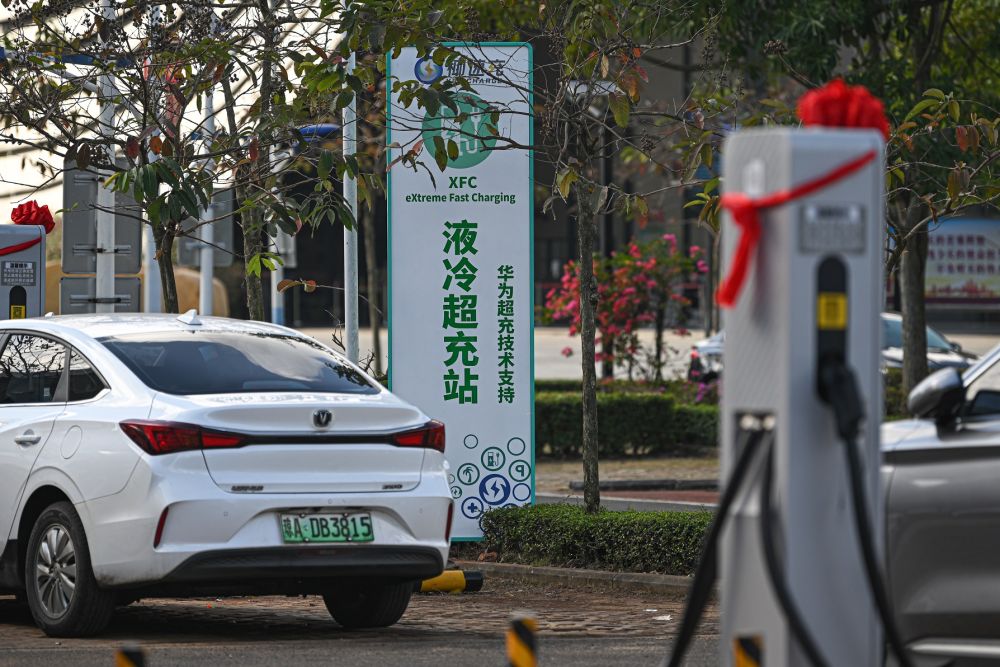 關(guān)于所謂的2024新澳門正版免費(fèi)資本車的真相揭露——警惕網(wǎng)絡(luò)賭博陷阱，警惕網(wǎng)絡(luò)賭博陷阱，揭露所謂澳門正版免費(fèi)資本車真相